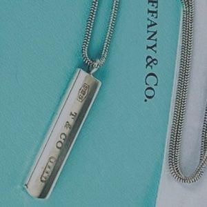 Vintage Tiffany & Co. 1837 bar necklace